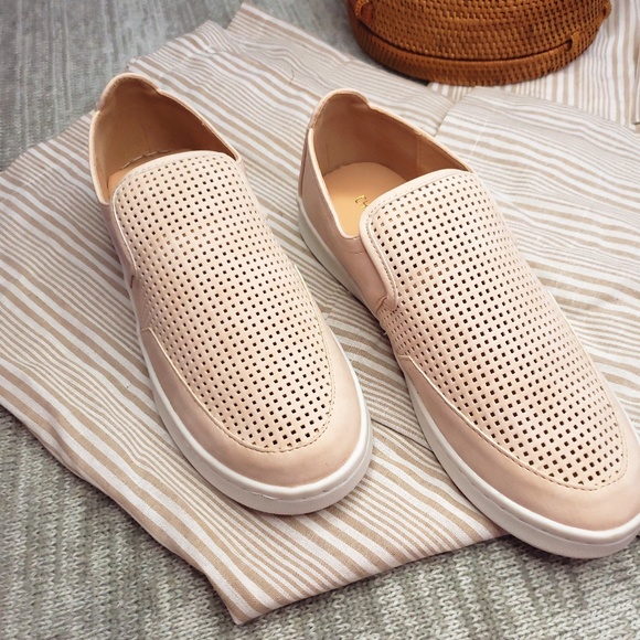 🆕️//The Stacy// blush sneaker - Picture 2 of 6